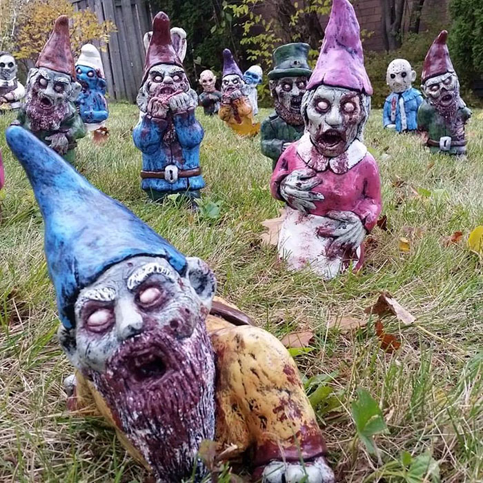 scary zombie gnomes